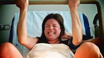 生孩子 视频,见证家庭幸福的瞬间