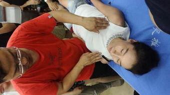 抑郁按摩视频,跟随专业按摩视频，轻松放松身心