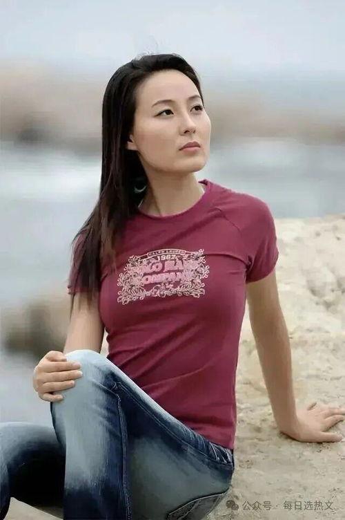 卢嘉丽视频,揭秘她的魅力与才华