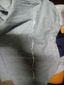 卷衣服的方法视频,视频教程详解